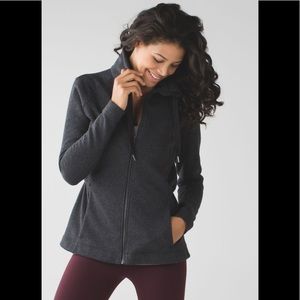 Lululemon &go Take-Off Fleece
Heathered Black